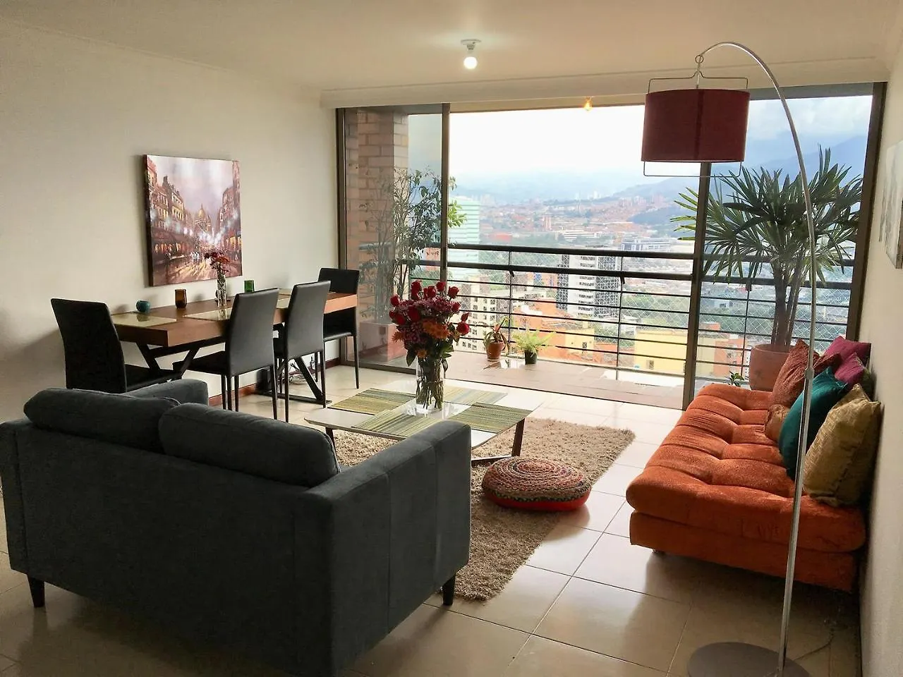 Cantizal Hotel Medellin Homestay
